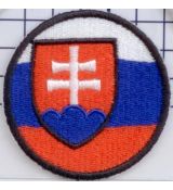 Slovenský znak v kruhu čierne